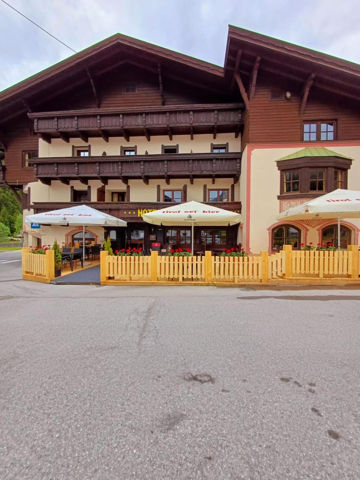 Hotel Restaurant Liesele Sonne St. Leonhard im Pitztal Zewnętrze zdjęcie